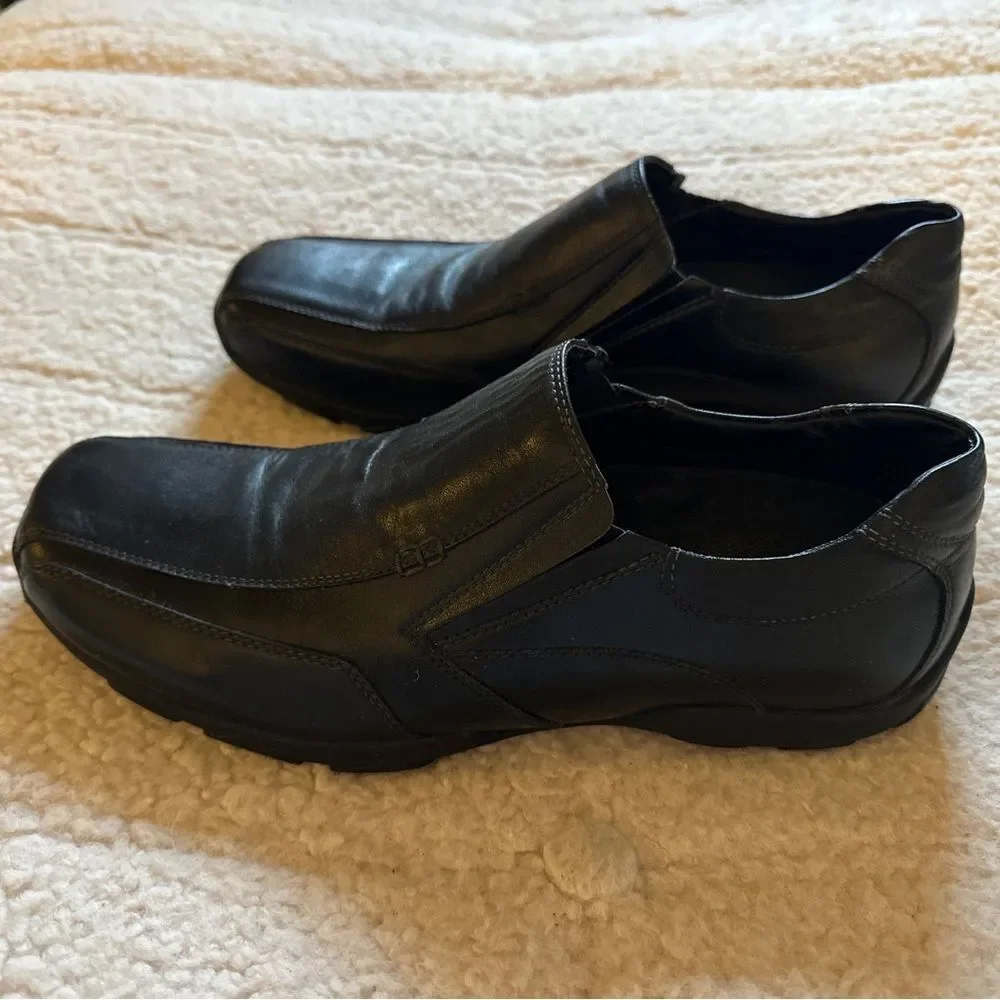 Aldo’s Men’s size 10 slip on dress shoe